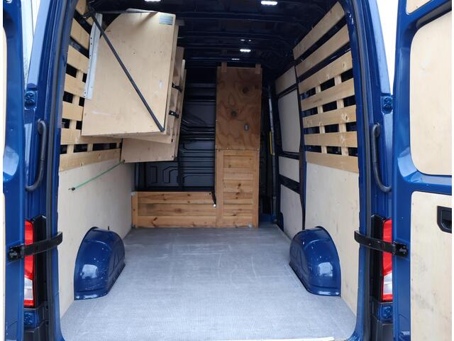 Volkswagen CRAFTER 30 2.0 TDI L3H3 + APPLE CARPLAY / ANDROID AUTO / PDC / CRUISE / DEEP OCEAN