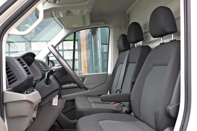 Volkswagen CRAFTER 35 2.0 TDI L4 Bakwagen met laadklep