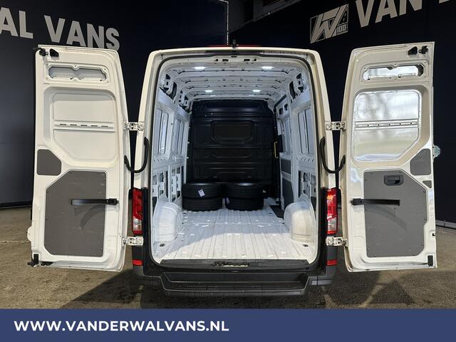 Volkswagen CRAFTER 2.0 TDI 141pk L3H3 L2H2 Euro6 Airco | Camera | Apple Carplay | Cruisecontrol Chauffeursstoel, Android Auto