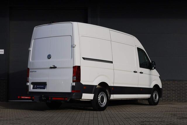 Volkswagen CRAFTER 30 2.0 TDI 140PK L3H3 Highline | Trekhaak | Luchtgeveerde stoel | Camera | Leder | Verwarmbare voorruit