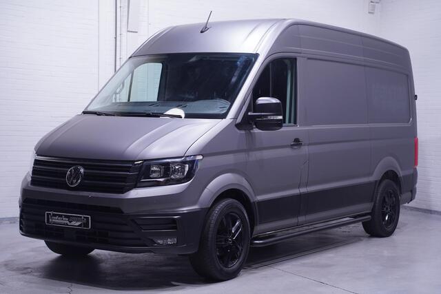 Volkswagen CRAFTER 2.0 TDI 140 pk L3H3 Navi, Camera, 18" LMV Trekhaak 3.000 kg, Grijs Wrap, Sidebars, 3-Zits