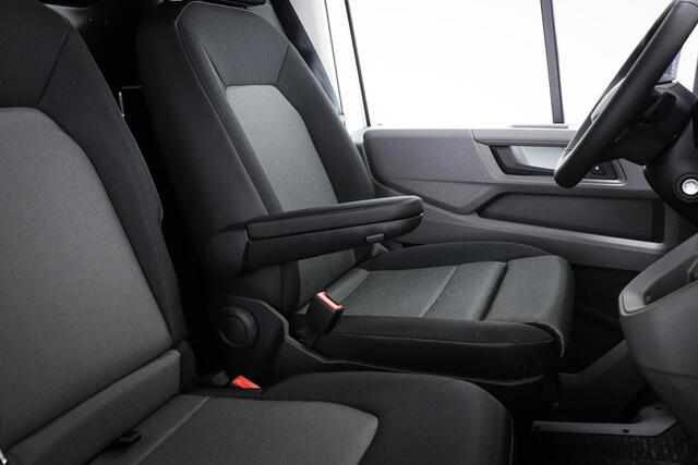 Volkswagen CRAFTER 35 2.0 TDI L3H2 Trendline | LED | CLIMA | STUURWIELVERWARMING | NAVI | DAB | APPLE | CAMERA