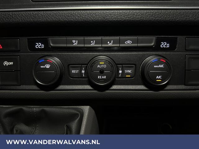Volkswagen CRAFTER 2.0 TDI 141pk L3H3 L2H2 Euro6 Airco | Camera | Apple Carplay | Android Auto Parkeersensoren, Bijrijdersbank