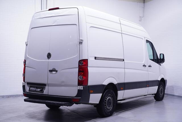 Volkswagen CRAFTER 2.0 TDI 136 pk L2H2 Airco, Cruise Control, Navigatie Voorbereiding, Deuren 270 Graden