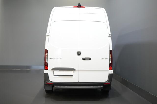 Volkswagen CRAFTER (MB Sprinter 211) Aut. L2H2 BPM VRIJ/ LED/ Standkachel/ Stoelverw./ Carplay/ Cruise/ Camera