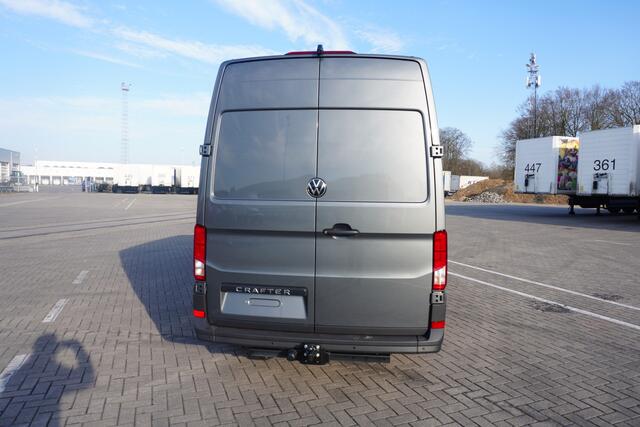 Volkswagen CRAFTER 35 2.0 TDI L3H3 Highline 2.0 TDI 177 PK Aut. L3H3 Highline, Climatronic, Comfort plus bijrijdersstoel, Trekhaak