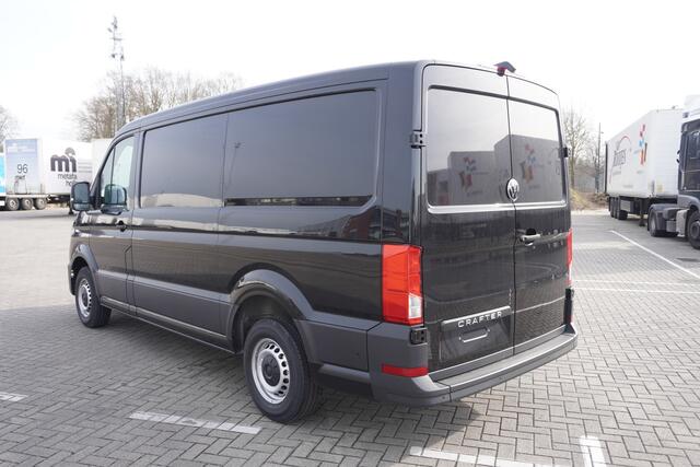 Volkswagen CRAFTER 35 2.0 TDI L3H2 Exclusive 35 2.0 TDI L3H2 177 PK Aut. Exclusive, LED koplampen, Adaptive cruise control, Alarm, Stuurverwarming