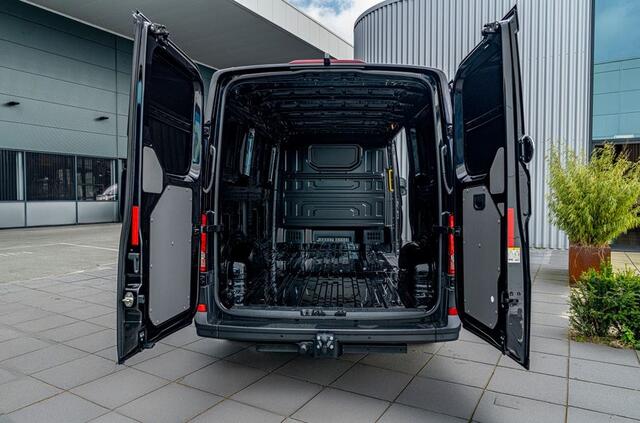 Volkswagen CRAFTER GP L3H2 2.0 TDI 140pk 3.5T FWD Trendline /Direct leverbaar /BPM-vrij