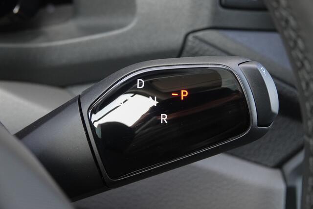 Volkswagen CRAFTER L3H2 | 177Pk Aut. | Dubbele Cabine | 2xSchuifdeur | Nieuw Model | 10,4'' Navigatie | 19'' | Oyster Silver