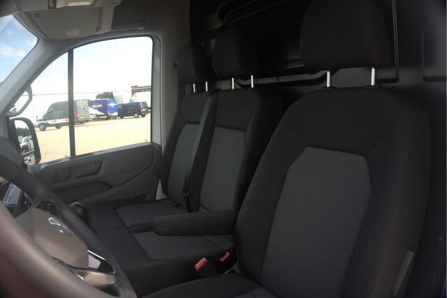 Volkswagen CRAFTER 35 2.0 TDI 140PK L3H3 Trendline 35 2.0 TDI 140PK L3H3 Trendline, Modeljaar 2025, App Connect, Trekhaak