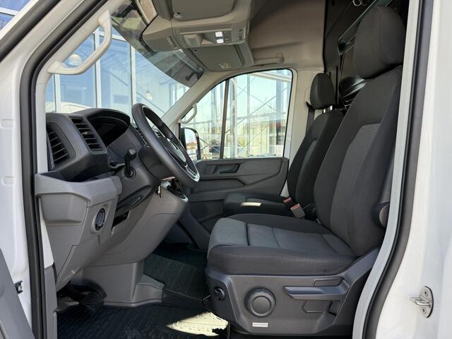 Volkswagen CRAFTER 35 2.0 TDI L3H3 Automaat | NL-auto | 1e eigenaar | Navi | Carplay | Camera | Clima | PDC
