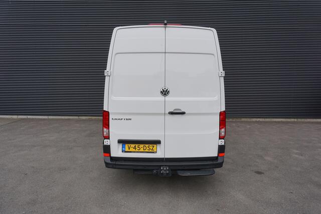 Volkswagen CRAFTER 30 | 140 PK | L3H3 | App-Connect | Cruise | Camera | Trekhaak | Voorruitverwarming