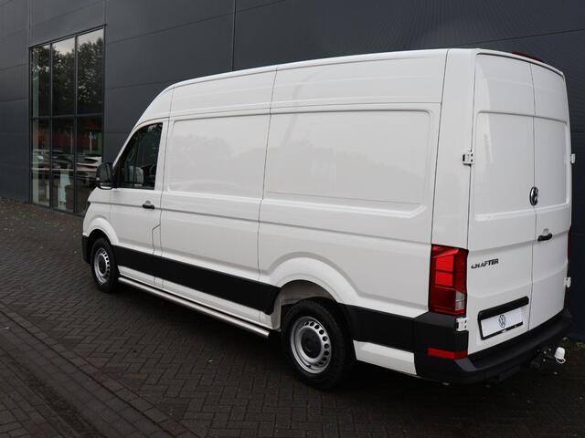 Volkswagen CRAFTER 35 2.0 TDI L3H3 Comfortline EURO VI | 140 PK | Comfortstoel Plus + Armleuningen Bijrijdersbank | Airco | Cruise Control | Navigatie BT DAB+ Apple Carplay / Android Auto | Verwarmbare Voorruit | Parkeersensoren Voor + Achter | Trekhaak