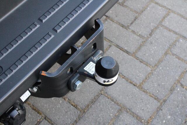 Volkswagen CRAFTER Facelift 30 2.0 TDI 170pk DSG L3H2 Exclusive Facelift Trekhaak Camera Stoelverwarming Led Navigatie