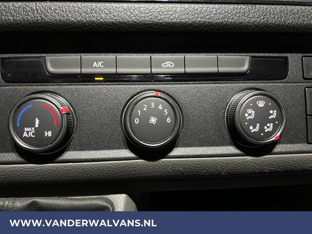 Volkswagen CRAFTER 2.0 TDI 141pk L3H2 L2H1 Euro6 Airco | Camera | Apple Carplay | Android Auto Bijrijdersbank