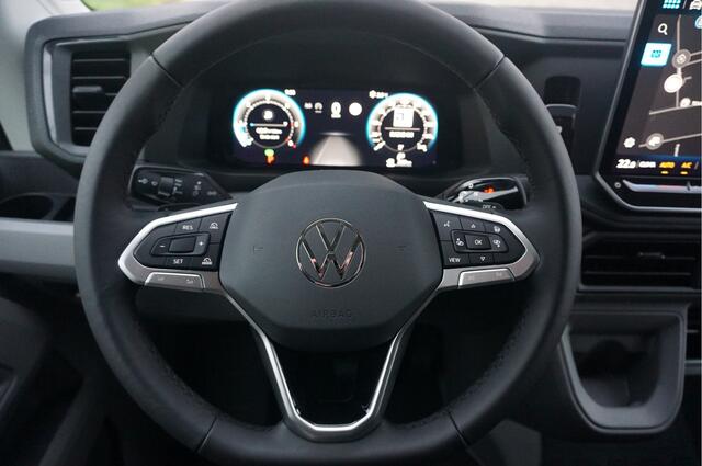 Volkswagen CRAFTER 35 177PK L3H3 AUT Facelift BPM VRIJ!! 13" Navi, Camera, Gev. Stoel, LED!! NR. 831