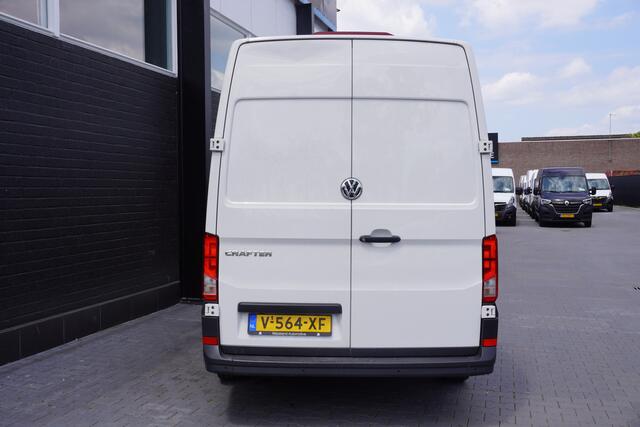 Volkswagen CRAFTER 2.0 TDI 140PK L4H3 Automaat EURO 6 - Airco - Cruise - PDC - ¤ 17.900,- Excl.