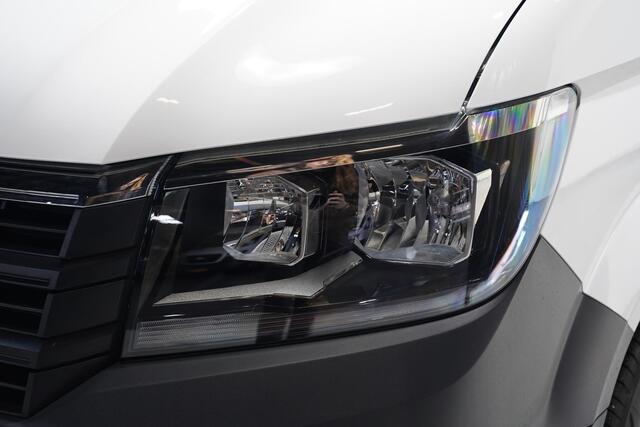 Volkswagen CRAFTER 2.0 TDI 140 pk L4H3 Airco, Cruise Control Geveerde Stoel, PDC V+A, 3-Zits, Nieuw Overjarig