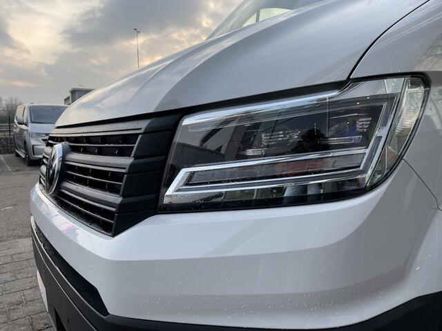 Volkswagen CRAFTER 35 2.0 TDI L3H3 Highline 140pk Auto | Trekhaak | Camera | App connect