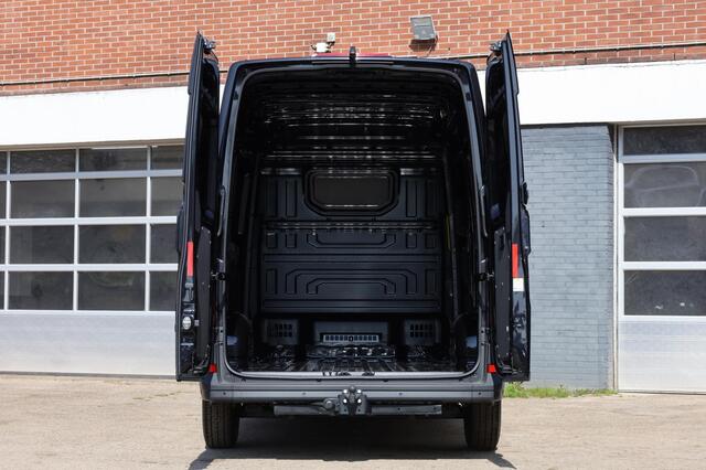 Volkswagen CRAFTER Bedrijfswagens Highline 2.0 TDI EU6 103 kW /140 pk DSG L3H3