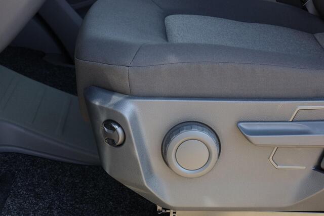 Volkswagen CRAFTER Bedrijfswagens Highline 2.0 TDI EU6 103 kW /140 pk DSG L3H3