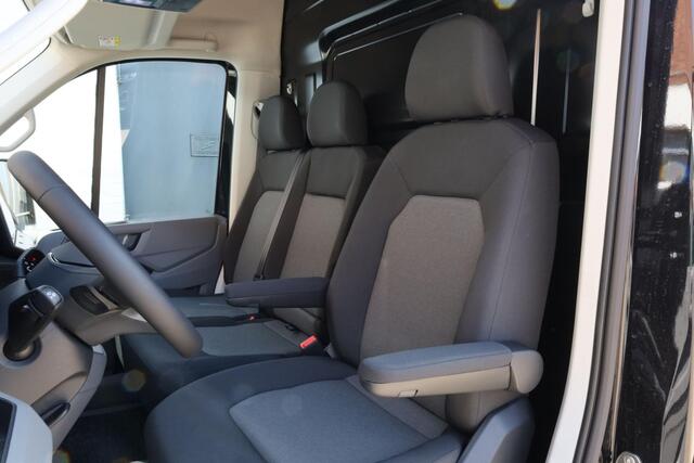 Volkswagen CRAFTER Bedrijfswagens Highline 2.0 TDI EU6 103 kW /140 pk DSG L3H3