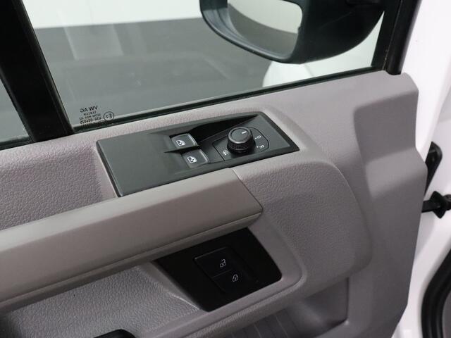 Volkswagen CRAFTER 2.0TDI 140PK DSG Automaat L3H3 Exclusive | Leder | Led | Navigatie | Camera | 3000Kg Trekhaak