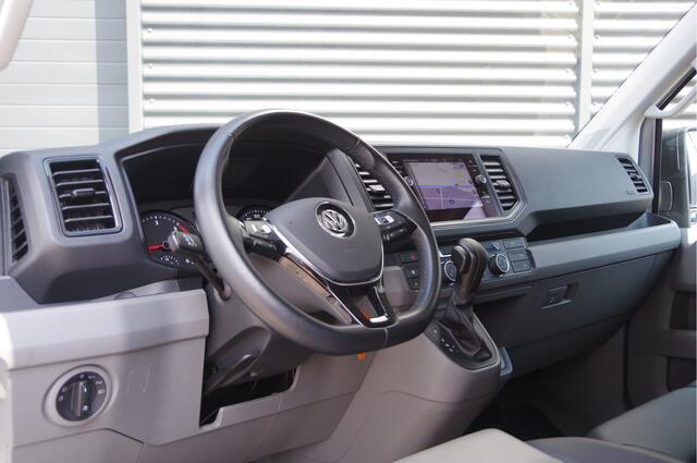 Volkswagen CRAFTER 35 2.0 TDI L3H3 EXCLUSIVE, 140PK AUT. 2X SCHUIFDEUR, LED, LEDER, ADAPT. CRUISE, CAMERA, AIRCO, PARKEERSENSOREN, NL AUTO, NAP