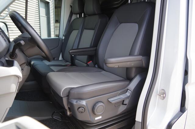 Volkswagen CRAFTER 35 2.0 TDI L3H3 EXCLUSIVE, 140PK AUT. 2X SCHUIFDEUR, LED, LEDER, ADAPT. CRUISE, CAMERA, AIRCO, PARKEERSENSOREN, NL AUTO, NAP