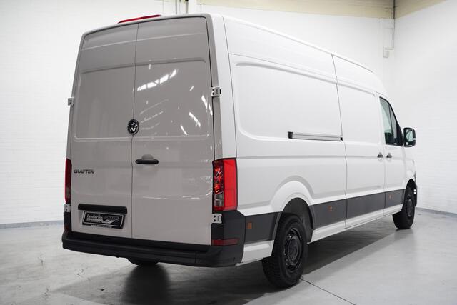 Volkswagen CRAFTER 2.0 TDI 140 pk L4H3 DSG Aut. Navi Cruise Control, PDC V+A, Houten Laadvloer, 3-Zits, Nieuw