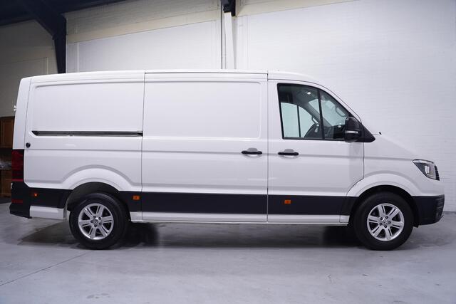 Volkswagen CRAFTER 2.0 TDI 140 pk DSG Aut. L3H2 Laag Dak 17" LMV Airco, Camera, PDC V+A, Trekhaak, 3-Zits