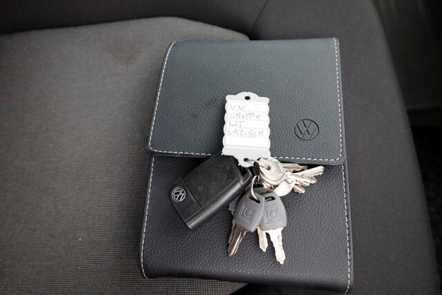 Volkswagen CRAFTER 35 2.0 TDI 177pk 4Motion 4x4 D.C. Open Laadbak 07-2021