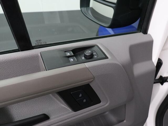 Volkswagen CRAFTER 2.0TDI L3H3 | Laadklep | Laadlift | Airco | Camera | Betimmering