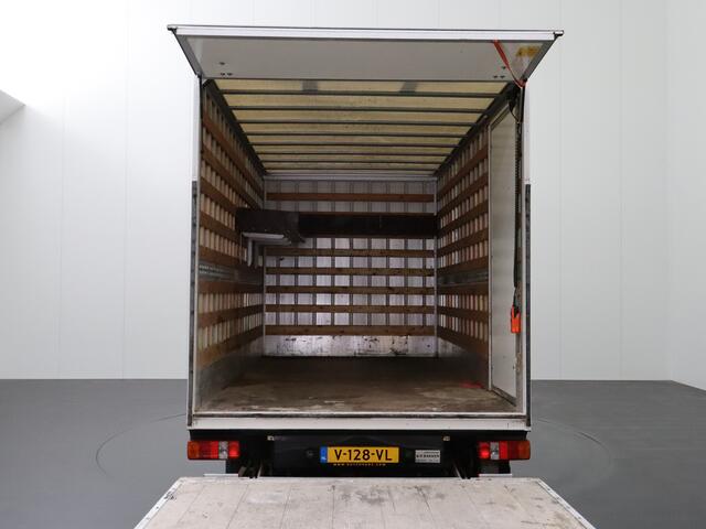 Volkswagen CRAFTER 2.0TDI 177PK Bakwagen+Laadklep | Dubbellucht | 3500Kg Trekhaak | Navigatie | Camera | Zijdeur