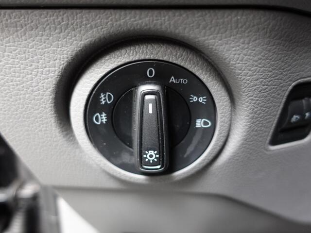 Volkswagen CRAFTER 177pk Automaat L3H3 L2H2 Highline Airco App-connect ACC Camera Trekhaak