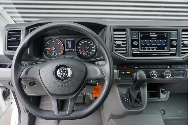 Volkswagen CRAFTER 35 | 163 PK RWD AUT | App-Connect | Camera | Climatronic | 3,5T Trekhaak | Stoelverwarming