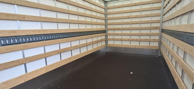 Volkswagen CRAFTER 35 2.0 TDI L4 EL Trend EURO VI RWD Citybox met laadklep