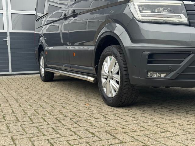 Volkswagen CRAFTER 2.0 TDI 177PK DSG L3H2 / Dubbele schufideur / Navi / Trekhaak 3000KG / Ergo Comfortstoelen