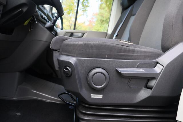 Volkswagen CRAFTER 35 2.0 TDI L5H3 Trendline 2018 Carplay | Cruise control | Airco | Navigatie | Camera | DAB+ | PDC | Elektrische ramen + spiegels | Ergocomfort