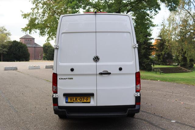 Volkswagen CRAFTER 35 2.0 TDI L5H3 Trendline 2018 Carplay | Cruise control | Airco | Navigatie | Camera | DAB+ | PDC | Elektrische ramen + spiegels | Ergocomfort