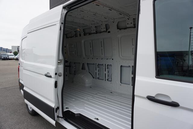 Volkswagen CRAFTER 35 | 177 PK | L4H3 | App-Connect | Cruise | Camera | LED | ErgoActive stoel | 270 Graden Deuren
