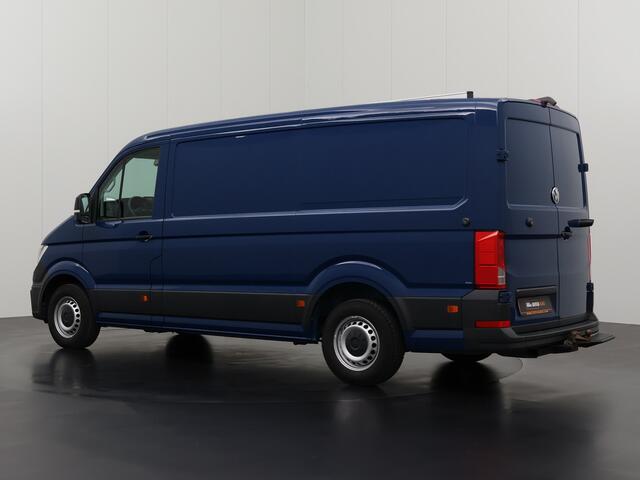 Volkswagen CRAFTER 2.0TDI 177PK DSG Automaat L3H2 Led | Werkplaats | Navigatie | Camera | Airco | Cruise | 3-Persoons | Trekhaak 3000Kg