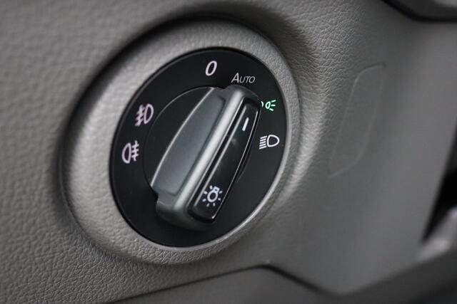 Volkswagen CRAFTER 35 2.0 TDI L3H2 Highline, Aut. LED