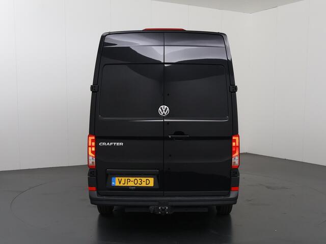 Volkswagen CRAFTER 2.0 TDI | L3 H3 | TREND LINE | AIRCO | CRUISE CONTROL | TREKHAAK | METALLIC | 3-ZITS | BETIMMERD | BLUETOOTH | COMFORT BESTUURDERSSTOEL