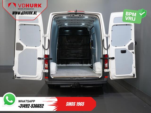 Volkswagen CRAFTER 35 2.0 TDI 140 pk DSG Aut. L3H3 BPM VRIJ! Carplay/ Camera/ Cruise/ Trekhaak/ Betimmerd/ Airco