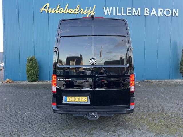 Volkswagen CRAFTER 30 2.0 TDI L3H3 Highline 177PK!! TREKH.3000KG|CAM|CRUISE|CARPLAY|LED|NAV|AC