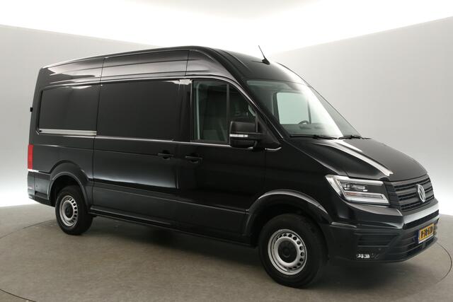 Volkswagen CRAFTER 35 2.0 TDI L3H3 | NIEUW | BPM VRIJ | 3000KG | Airco | Cruise | Camera | Carplay | Massage | 3-Zits | Navi | LED