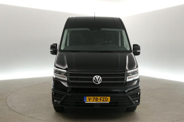 Volkswagen CRAFTER 35 2.0 TDI L3H3 | NIEUW | BPM VRIJ | 3000KG | Airco | Cruise | Camera | Carplay | Massage | 3-Zits | Navi | LED