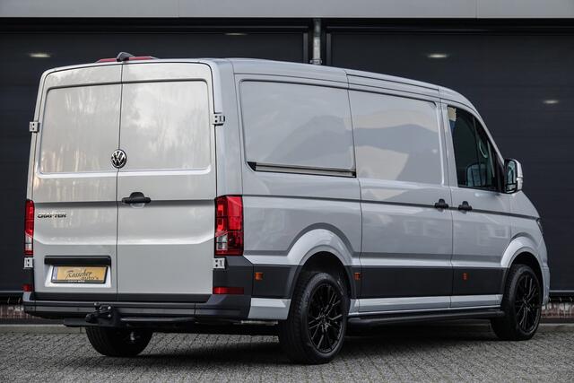 Volkswagen CRAFTER L3H2 2.0Tdi 140Pk Aut. | 2x Schuifdeur | Achteruitrijcamera | Trekhaak | 19'' | Reflex zilver