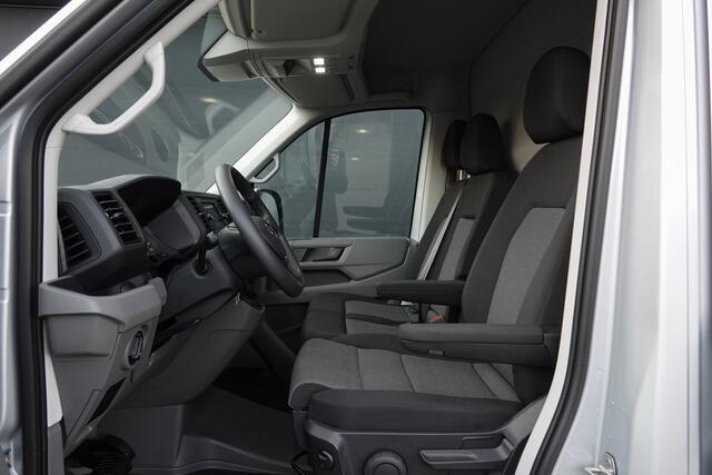 Volkswagen CRAFTER L3H2 2.0Tdi 140Pk Aut. | 2x Schuifdeur | Achteruitrijcamera | Trekhaak | 19'' | Reflex zilver